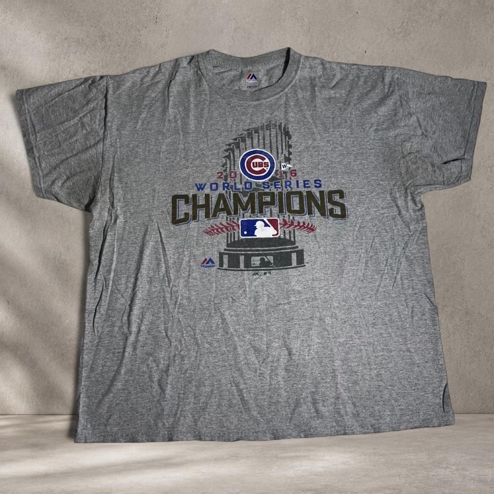 Majestic Chicago Cubs World Series Champions grey T-shirt